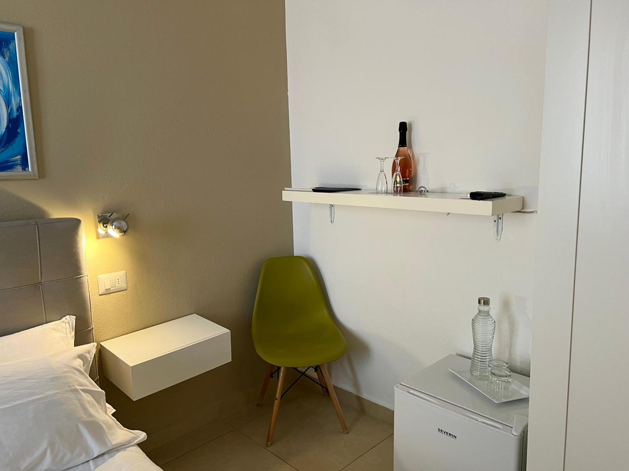 Les Chambres De Francoise Guest House Olbia Eksteriør billede