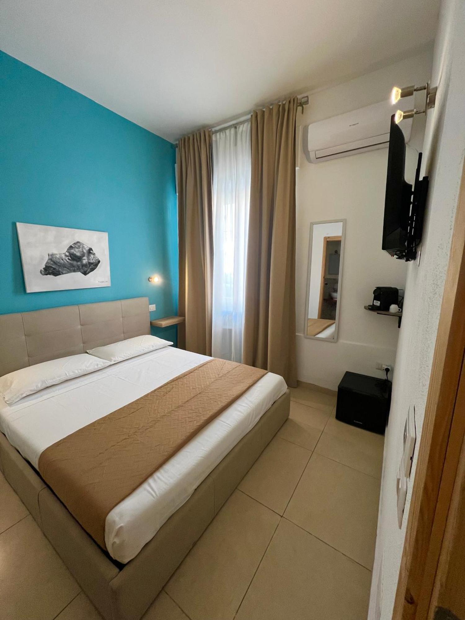 Les Chambres De Francoise Guest House Olbia Eksteriør billede