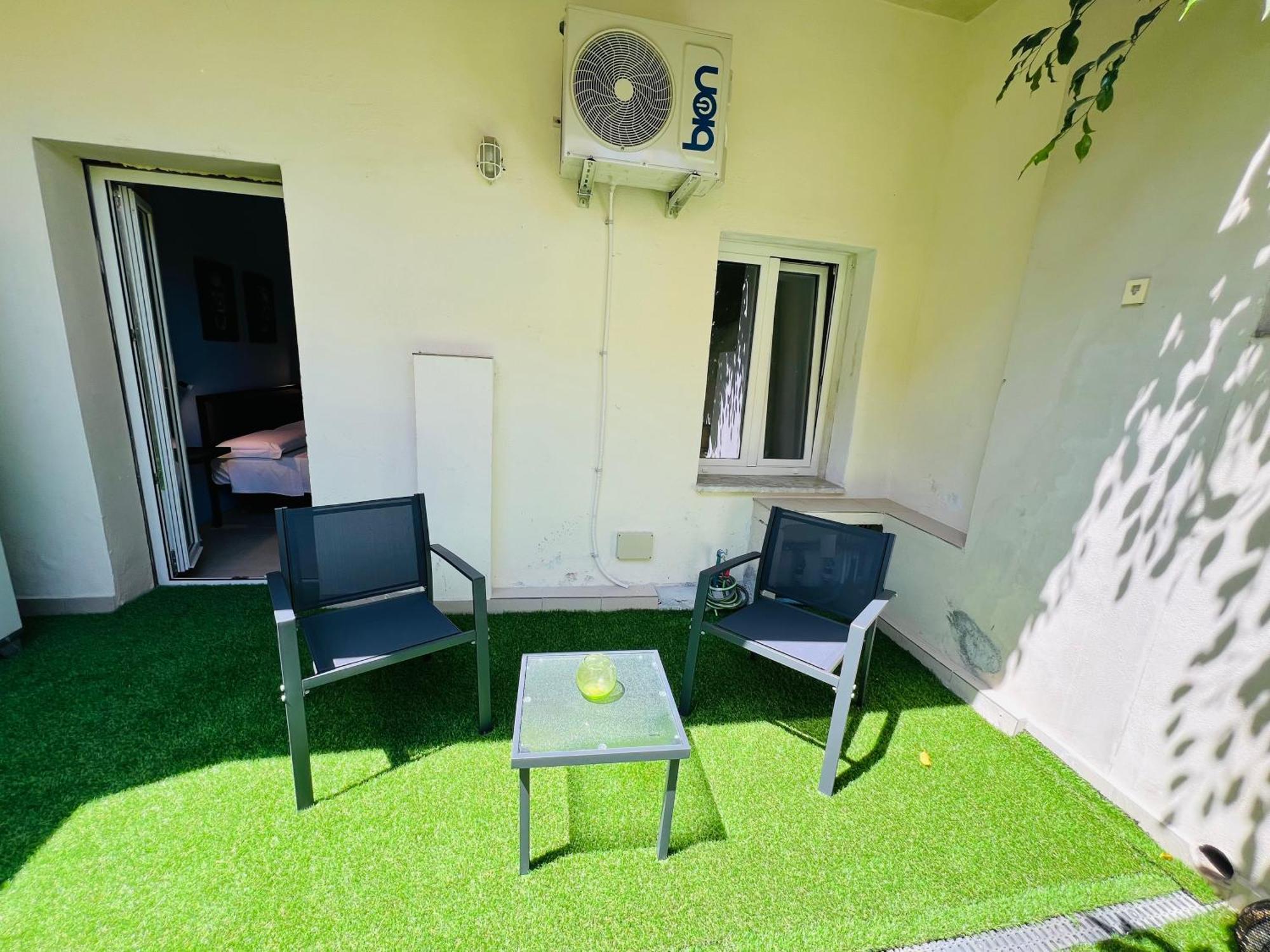 Les Chambres De Francoise Guest House Olbia Eksteriør billede
