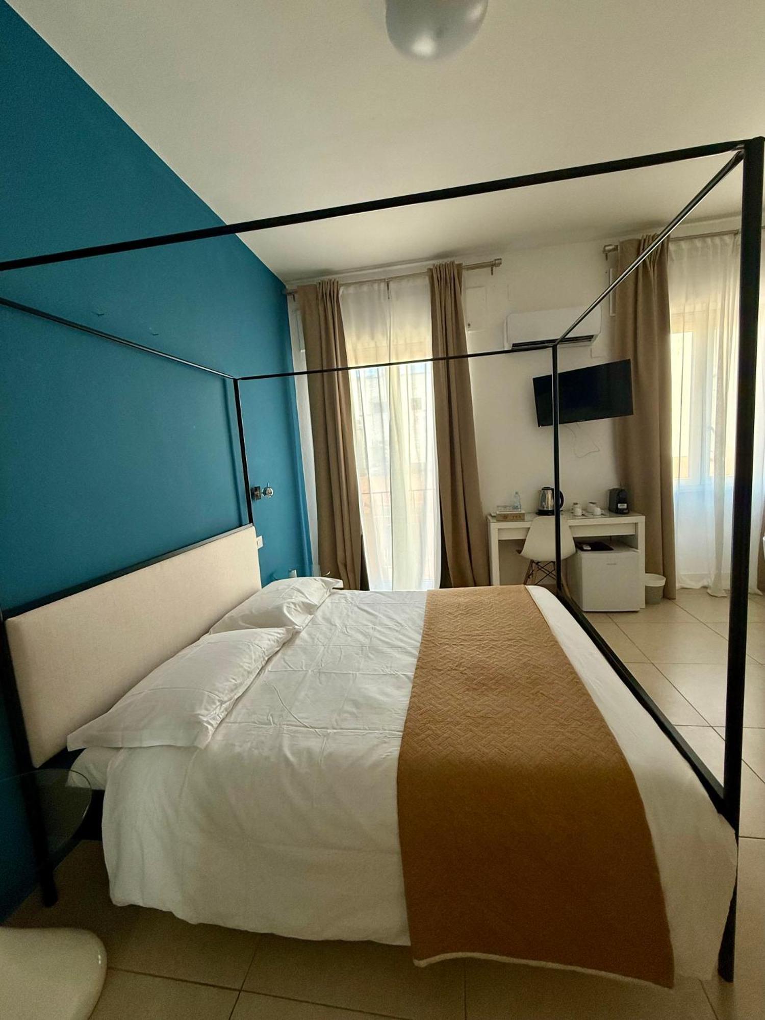 Les Chambres De Francoise Guest House Olbia Eksteriør billede