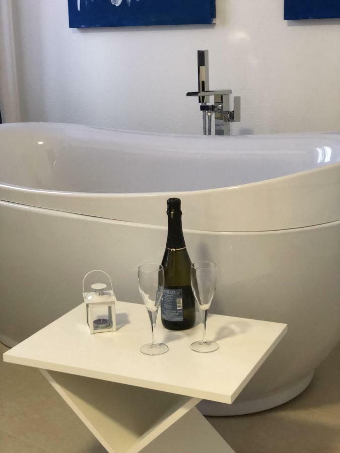 Les Chambres De Francoise Guest House Olbia Eksteriør billede